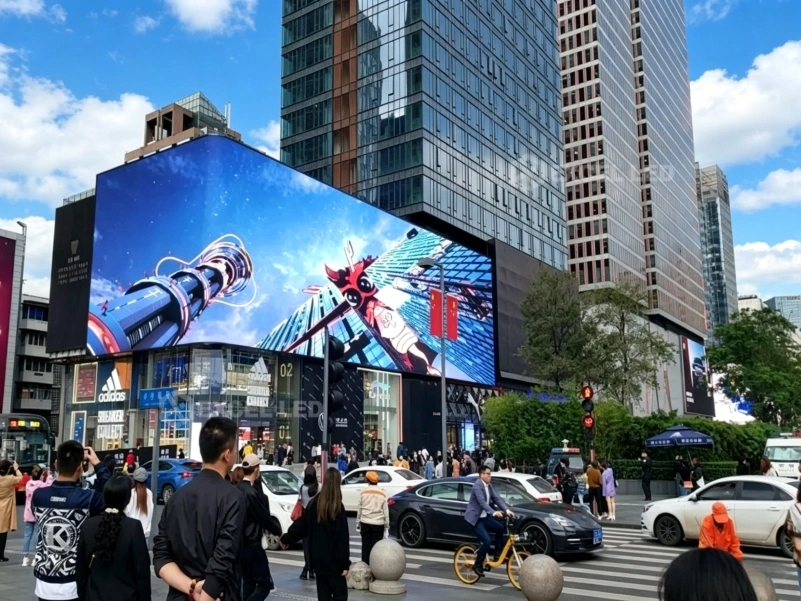 Outdoor LED Display for 3D Landmarks